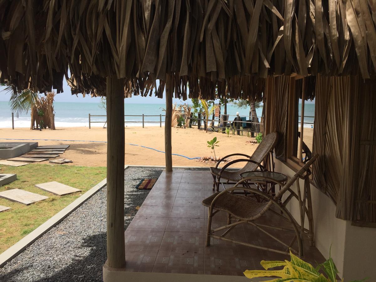 Royal Beach Vịnh Arugam Ngoại thất bức ảnh