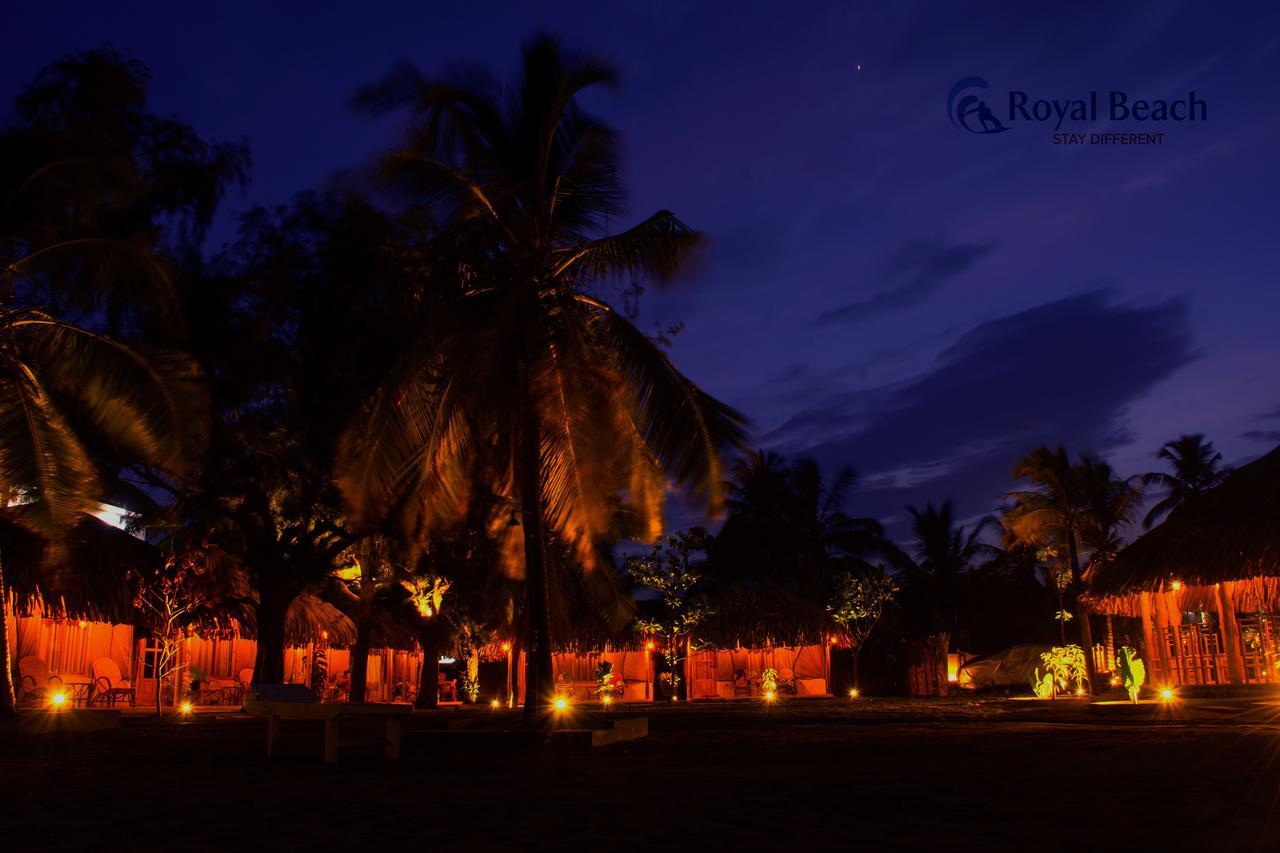 Royal Beach Vịnh Arugam Ngoại thất bức ảnh