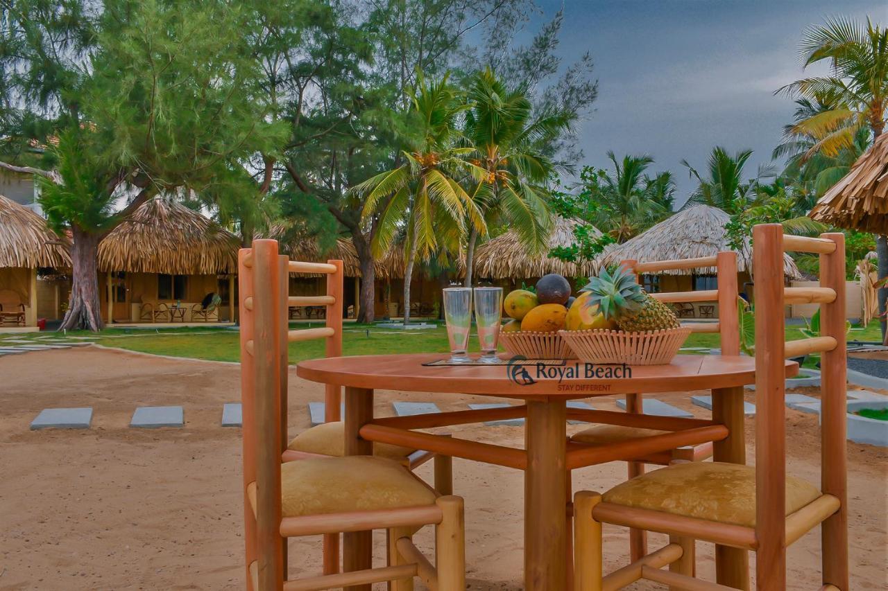 Royal Beach Vịnh Arugam Ngoại thất bức ảnh