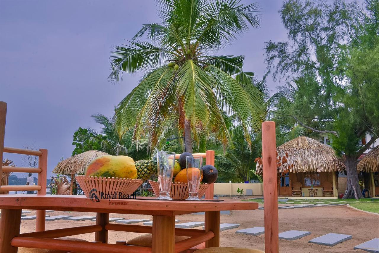 Royal Beach Vịnh Arugam Ngoại thất bức ảnh